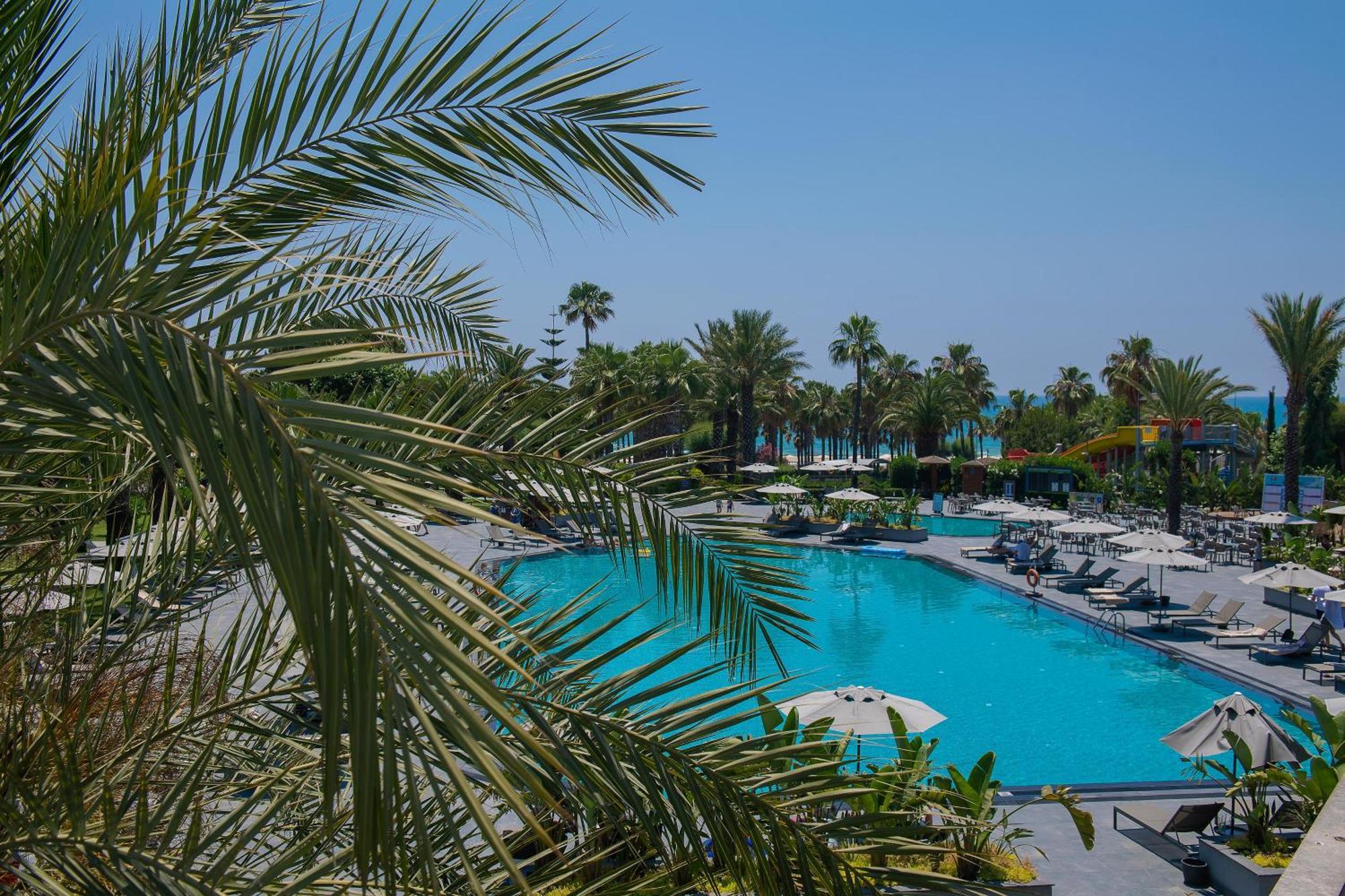 Miramare Beach Hotel Side Buitenkant foto